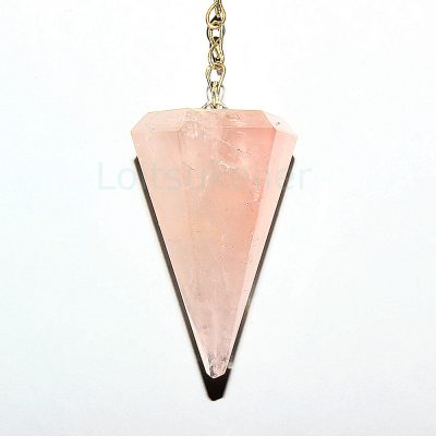 Roosa kvarts pendel nurgeline (~2,5*3 cm)