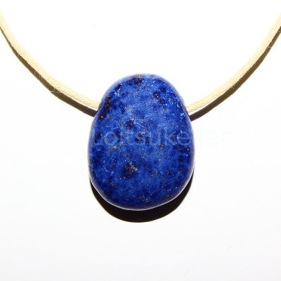 Dumortieriit ripats (~2,2*2,8 cm)