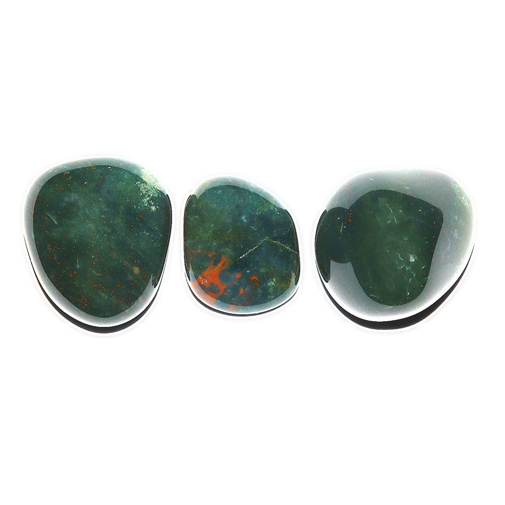 Heliotroop lihvitud väike "Verekivi" (~1,5*2 cm)