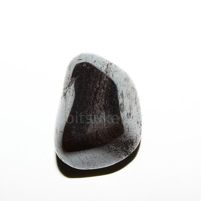 Hematiit lihvitud keskmine (~1x1,5cm)