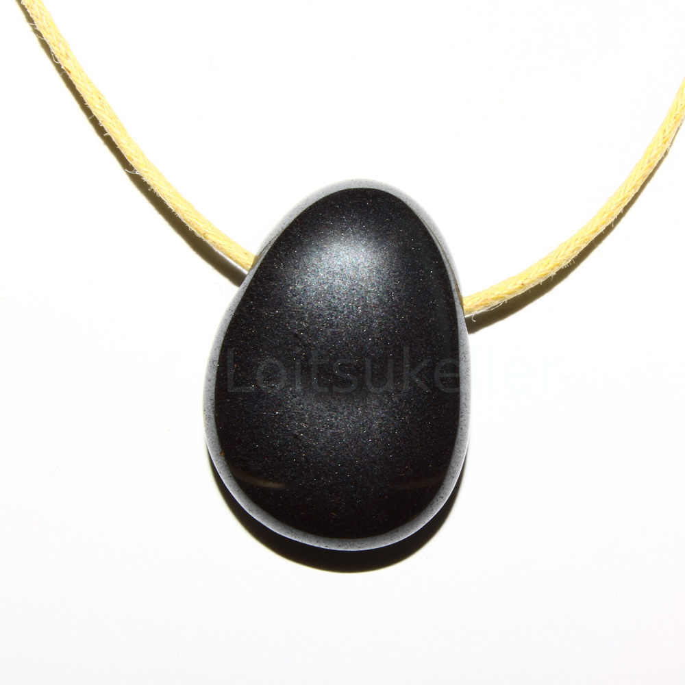 Hematiit ripats (~2,2*2,8 cm)