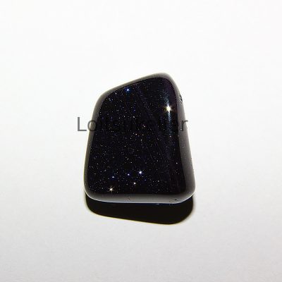 Sünteetiline kõrbeöö lihvitud keskmine (~1,5*1,5 cm)