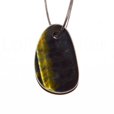 Kullisilm ripats lapik (~2,6*3,2 cm)