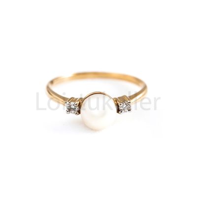 Teemantsõrmus pärliga