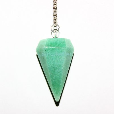 Aventuriin pendel (~2,5*3 cm)