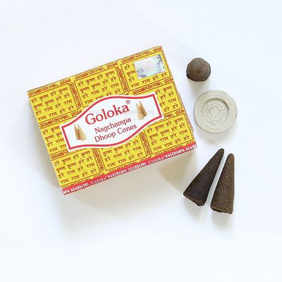 Goloka Nag Champa Agarbathi koonused kollane (viiruk) / Goloka Nag Champa Agarbathi Dhoop Cones (10 tk pakis)