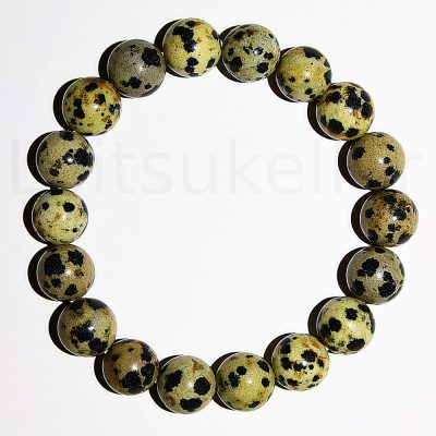 Jaspis Dalmaatsia käevõru (kuuli läbimõõt ~10mm)