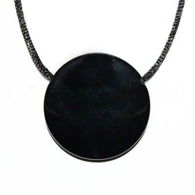 Obsidiaan ripats ümmargune (~3*3 cm)